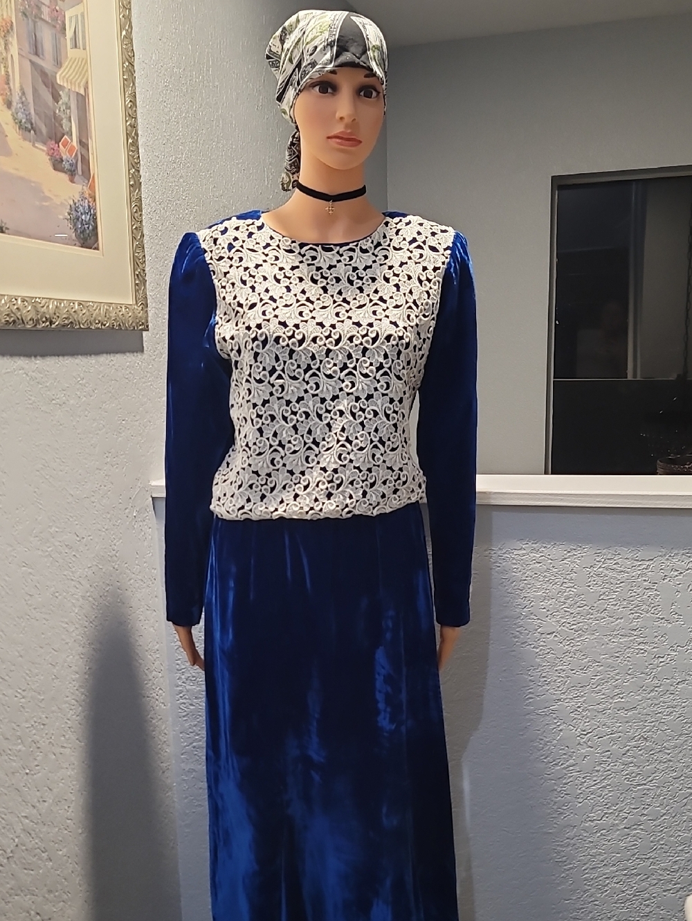 Vintage Dark Blue dress from the 30s and 40s, velvet